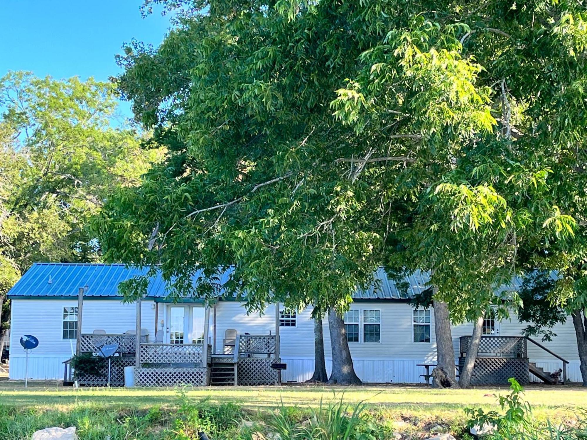 Outback Campground And Marina Trinity Buitenkant foto